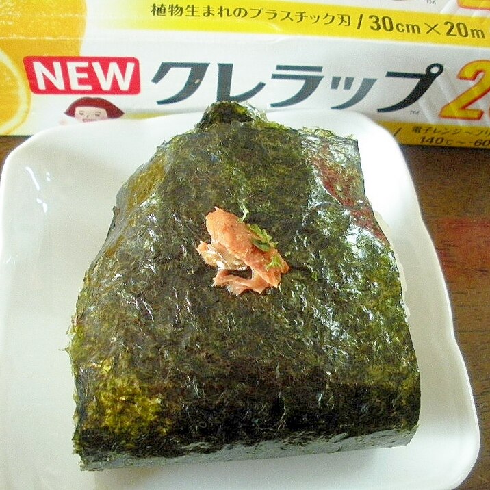 ☆さんま缶と青のりの鶏がら塩糀味おにぎり☆